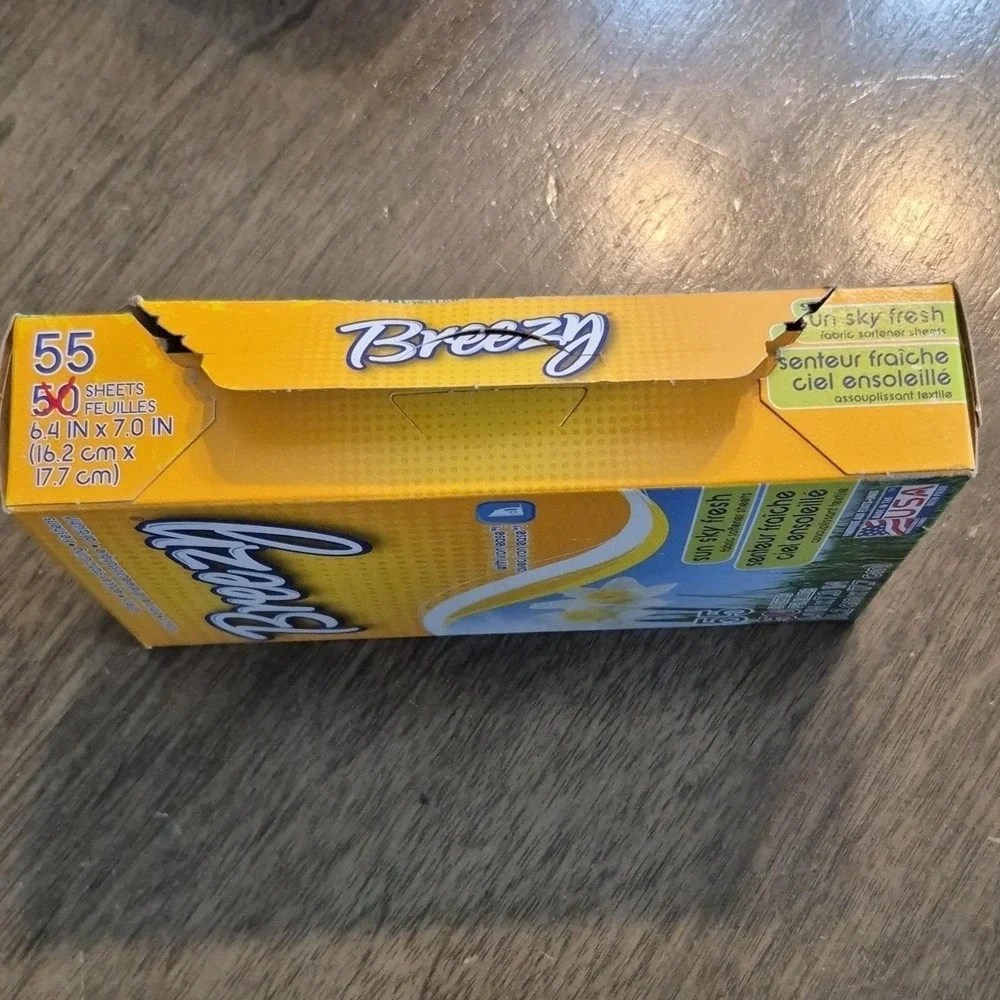 Breezy Sun Sky Fresh‎ Fabric Softener Sheets 55 Count Reduces Static Cling